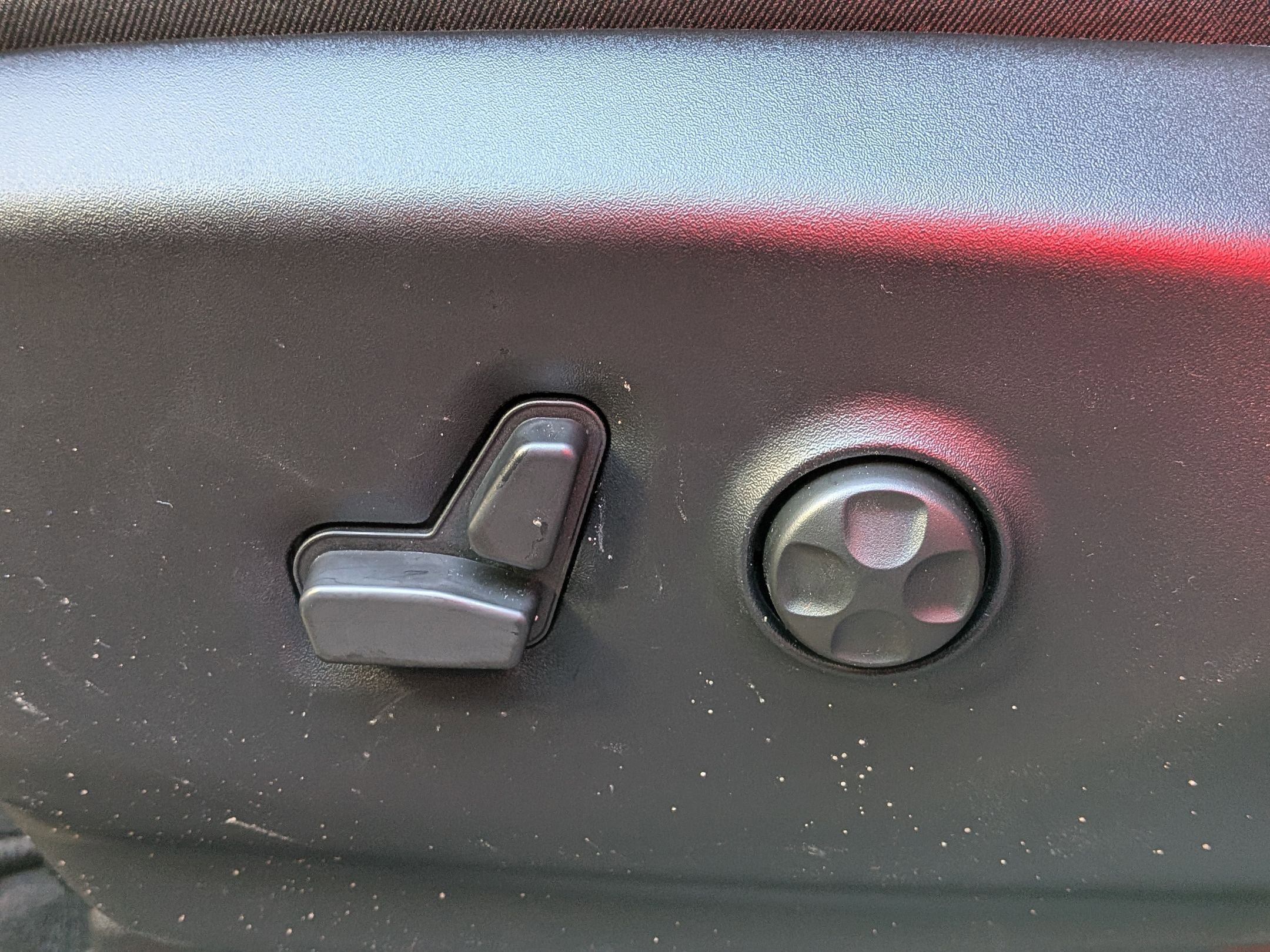 New 2026 Chrysler Pacifica Limited w/ Trailer Tow Group image 28