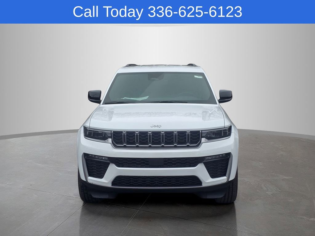 New 2026 Jeep Grand Cherokee L Limited AWD/4WD image 4