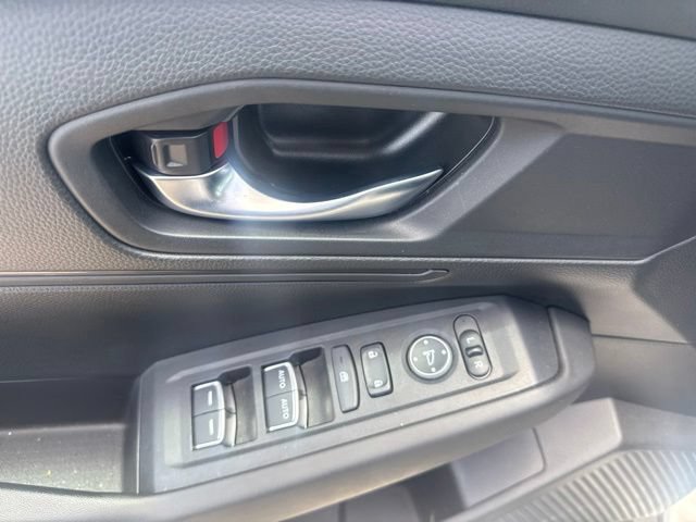 Used 2025 Honda Accord LX image 12