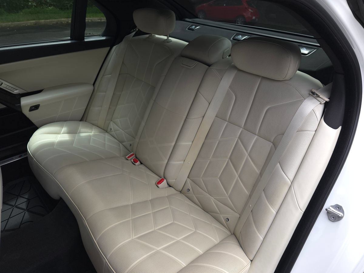 Used 2023 BMW 760i xDrive w/ Parking Assistance Package AWD/4WD image 16