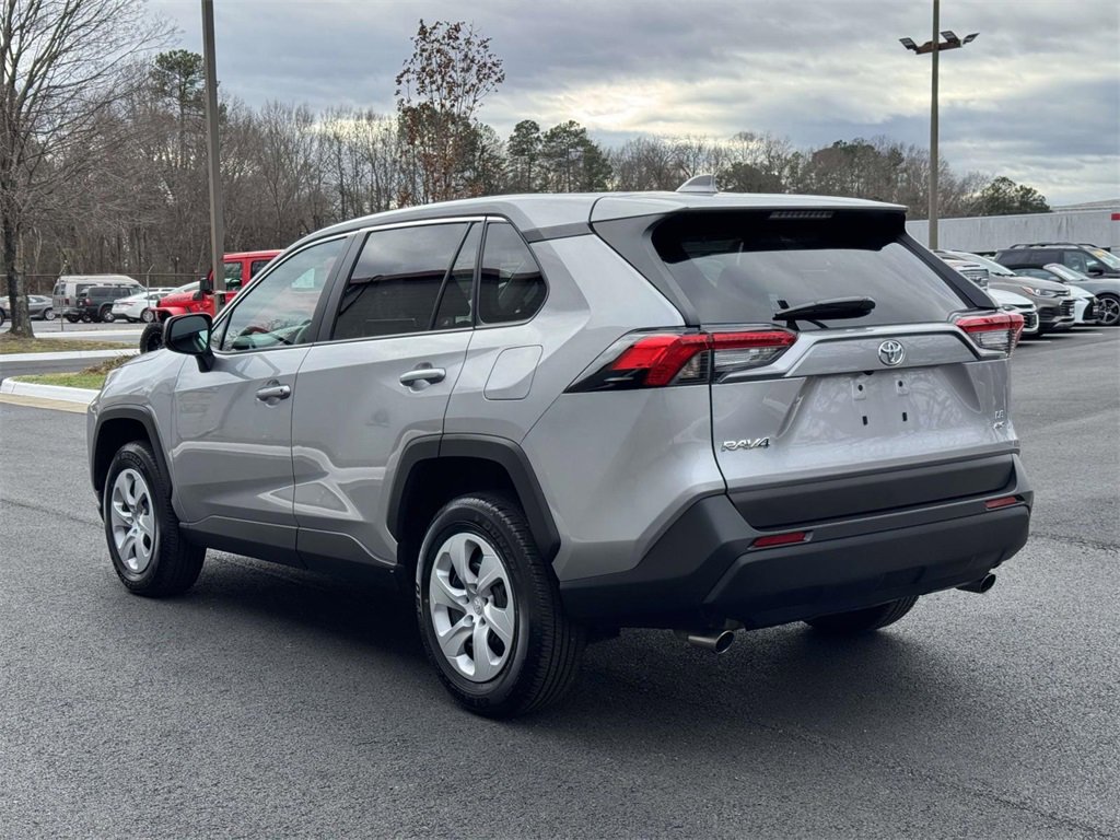 Used 2025 Toyota RAV4 LE image 22