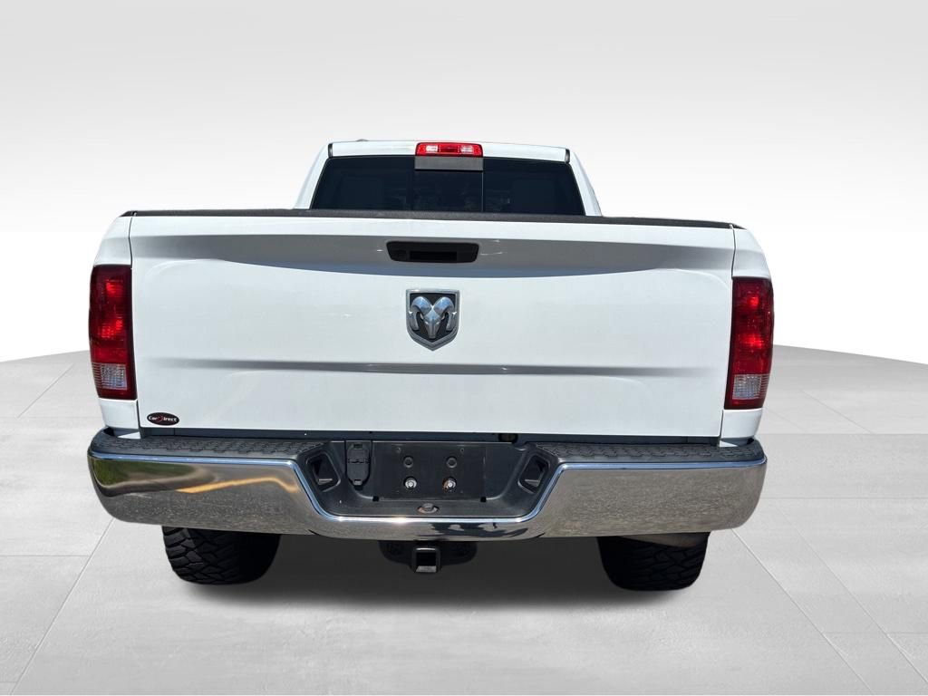Used 2019 RAM 1500 Classic SLT AWD/4WD image 12