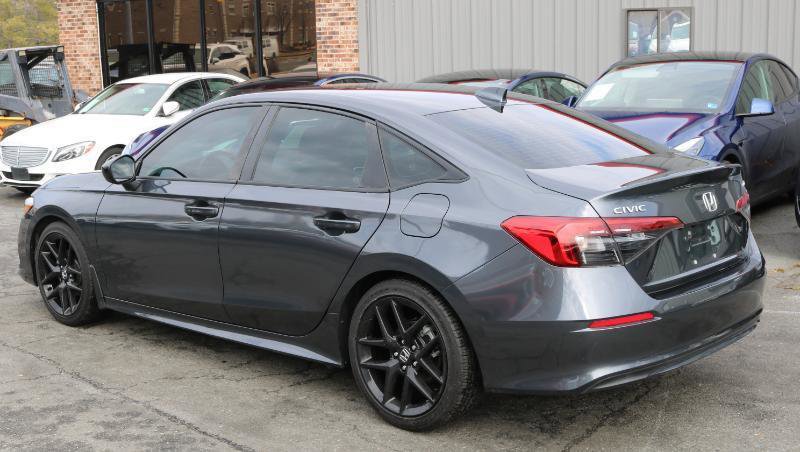 Used 2023 Honda Civic Sport image 6