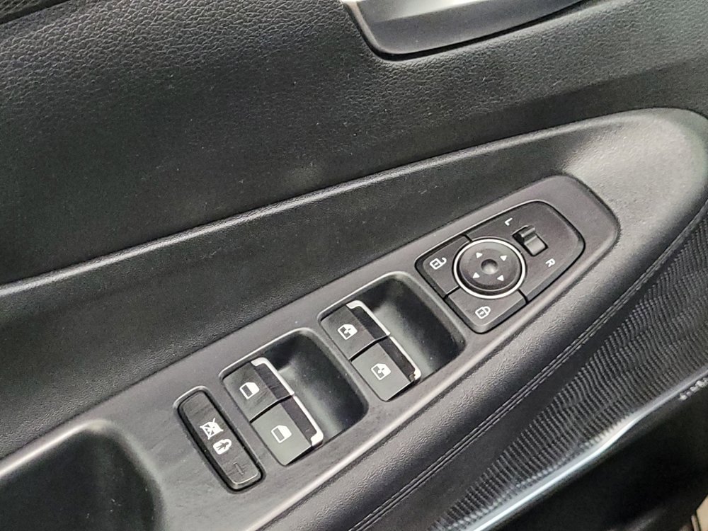 Used 2020 Hyundai Santa Fe SEL w/ Convenience Package image 33