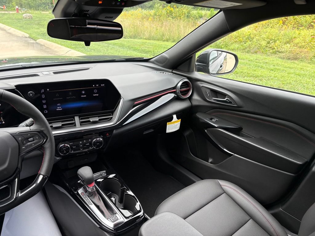 New 2026 Chevrolet Trax RS w/ Driver Confidence Package FWD image 42