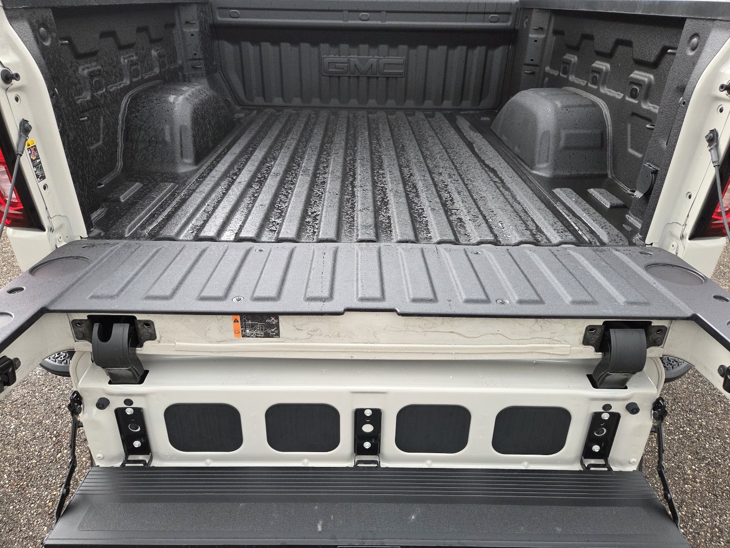 New 2026 GMC Sierra 1500 AT4 w/ AT4 Premium Package AWD/4WD image 25