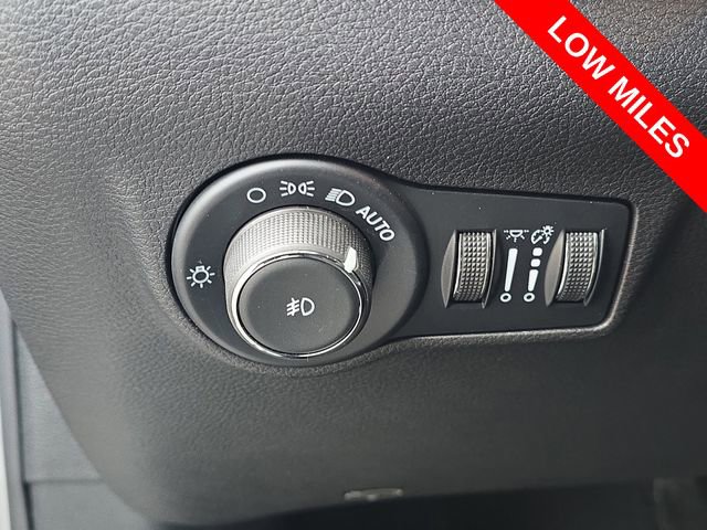 Certified 2024 Jeep Compass Latitude image 14