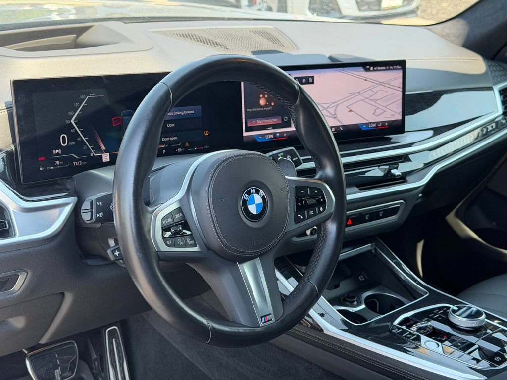 Used 2024 BMW X7 xDrive40i w/ Executive Package AWD/4WD image 27