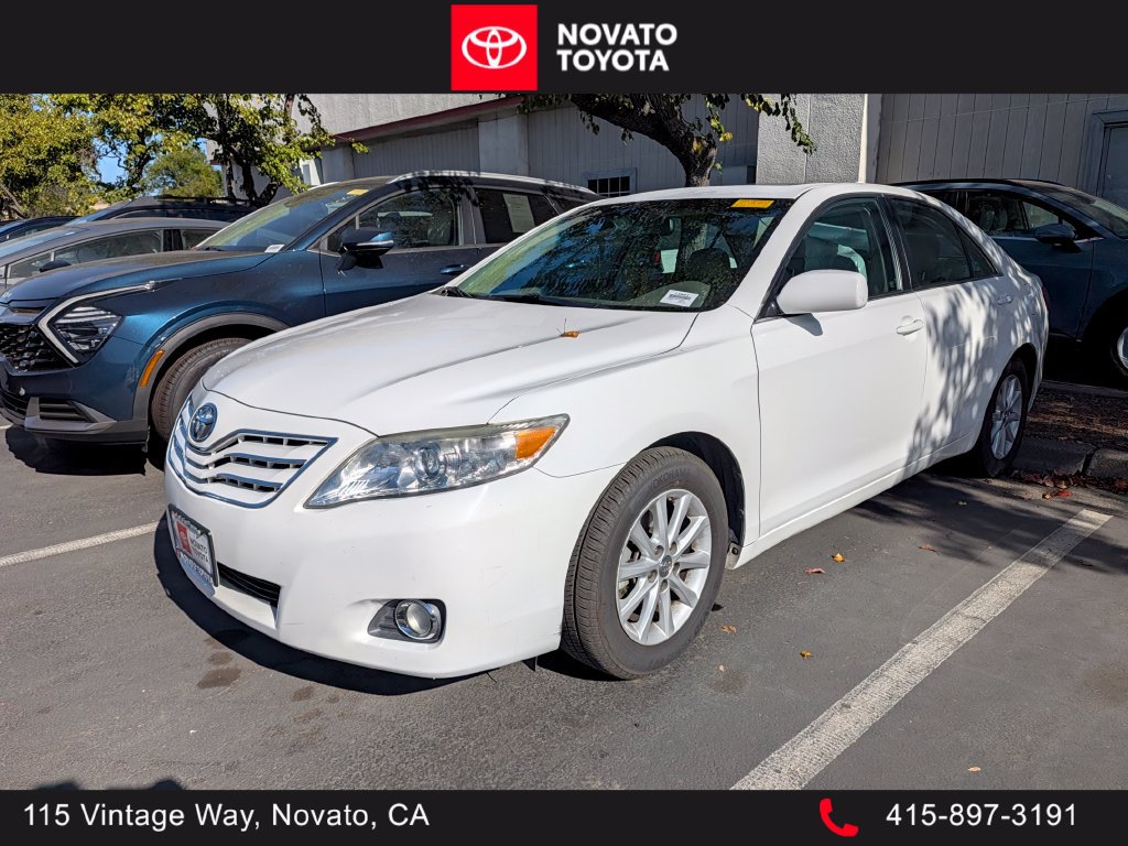 Used 2011 Toyota Camry XLE w/ SE/XLE Extra-Value Pkg