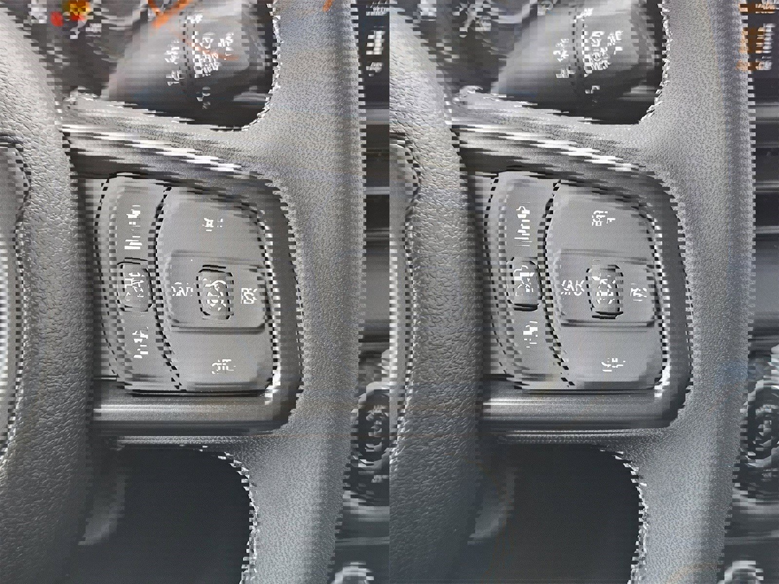 New 2025 Jeep Gladiator Sport image 31