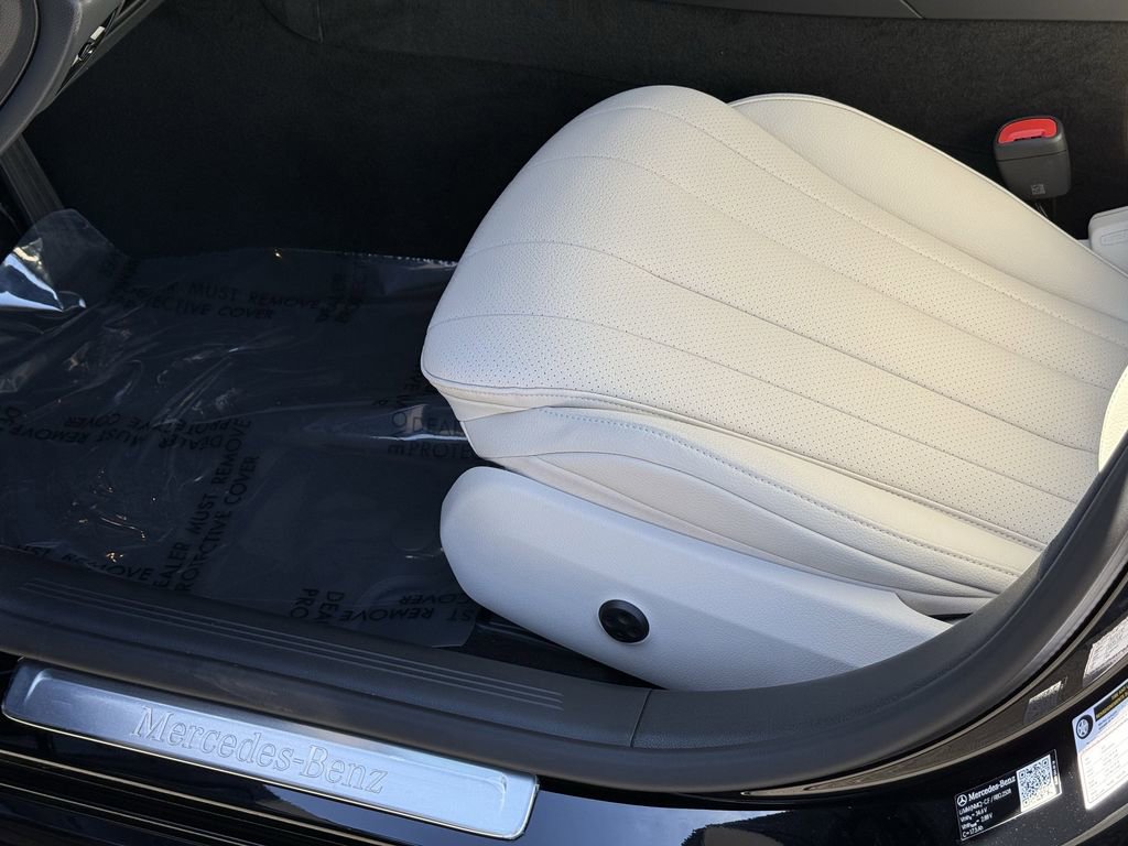 New 2026 Mercedes-Benz E 350 4MATIC Sedan image 16