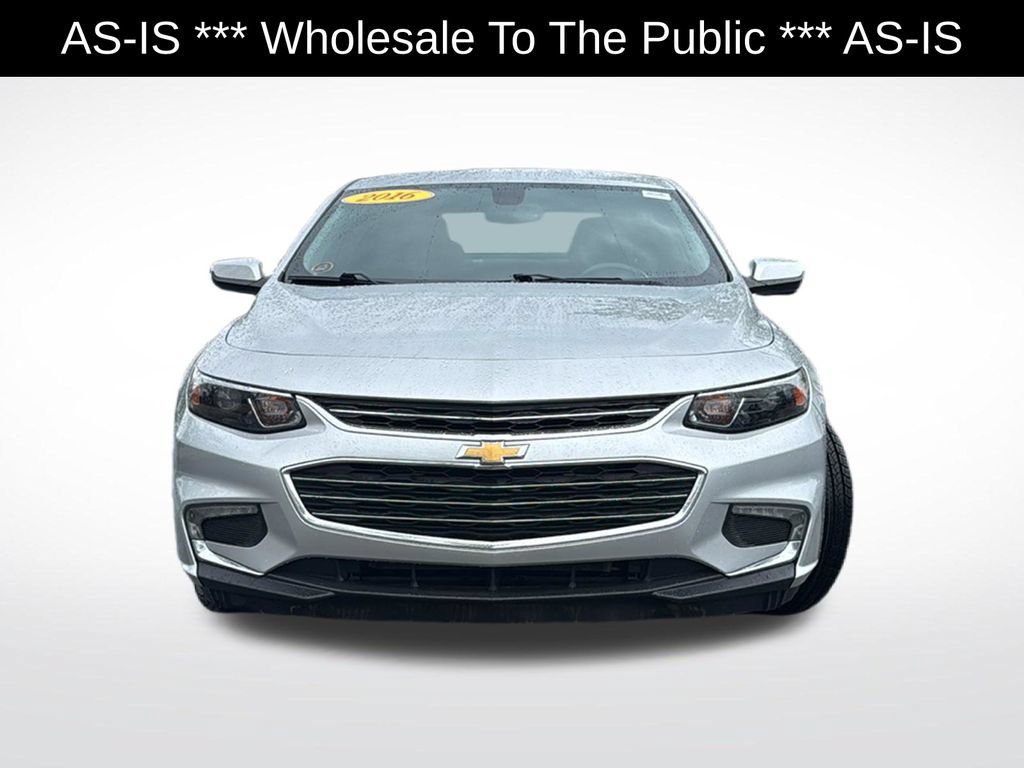 Used 2016 Chevrolet Malibu LT FWD image 2
