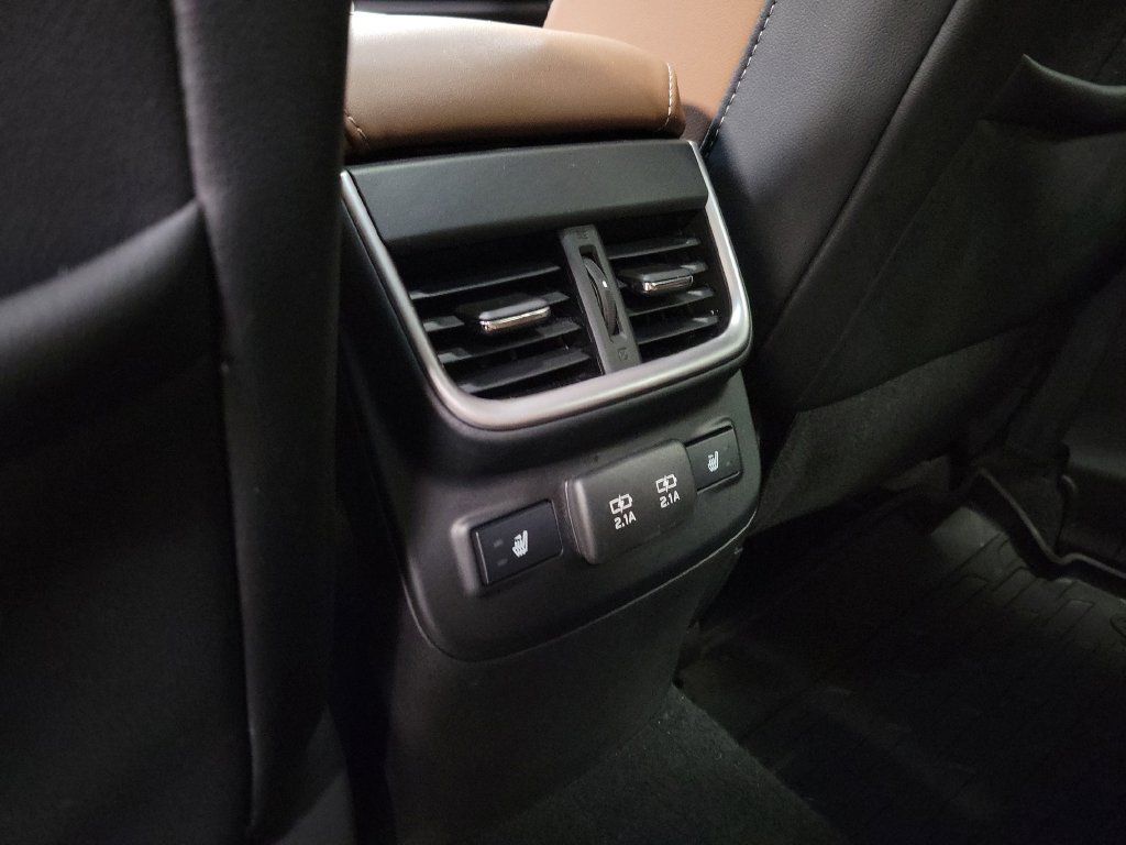 Used 2020 Subaru Outback Touring XT AWD/4WD image 32