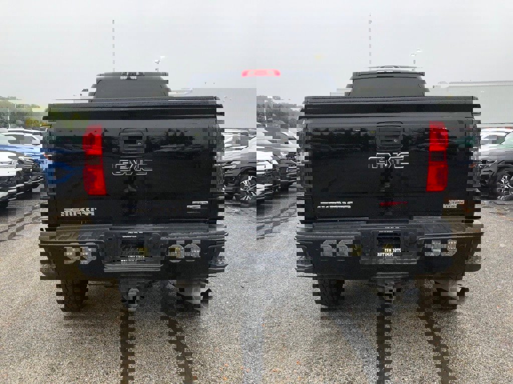 Used 2018 GMC Sierra 2500 SLT w/ Duramax Plus Package image 5