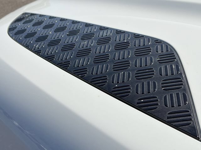 Used 2024 Land Rover Defender 90 S AWD/4WD image 9