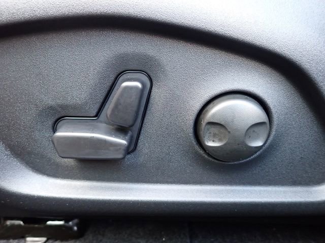 New 2026 Jeep Compass Limited image 17