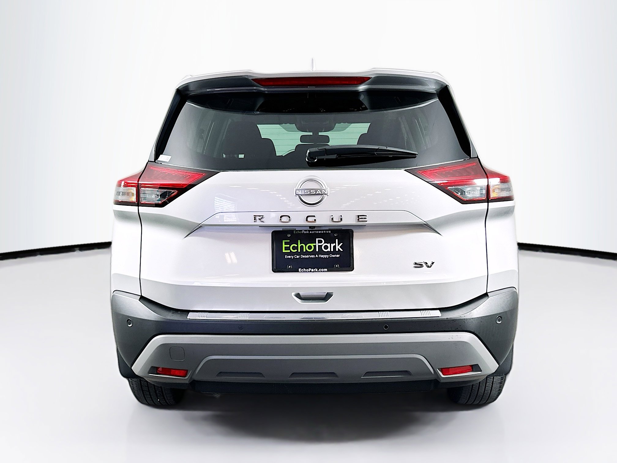 Used 2023 Nissan Rogue SV image 7