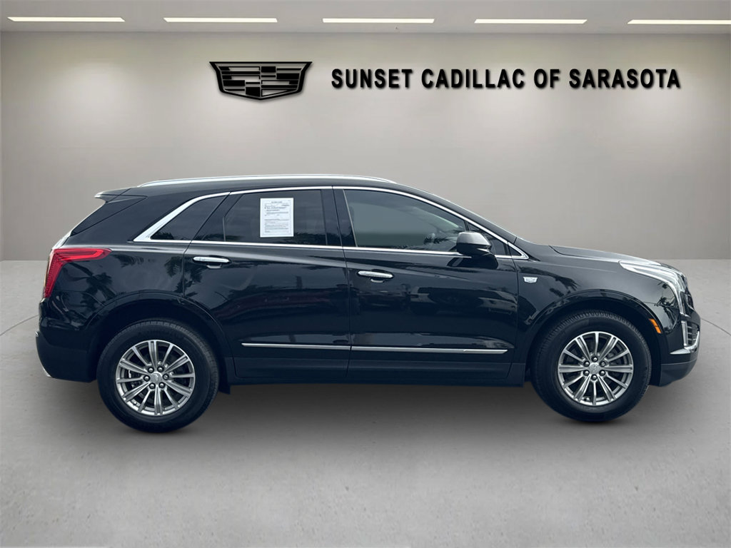 Used 2018 Cadillac XT5 Luxury w/ Driver Awareness Package FWD image 3