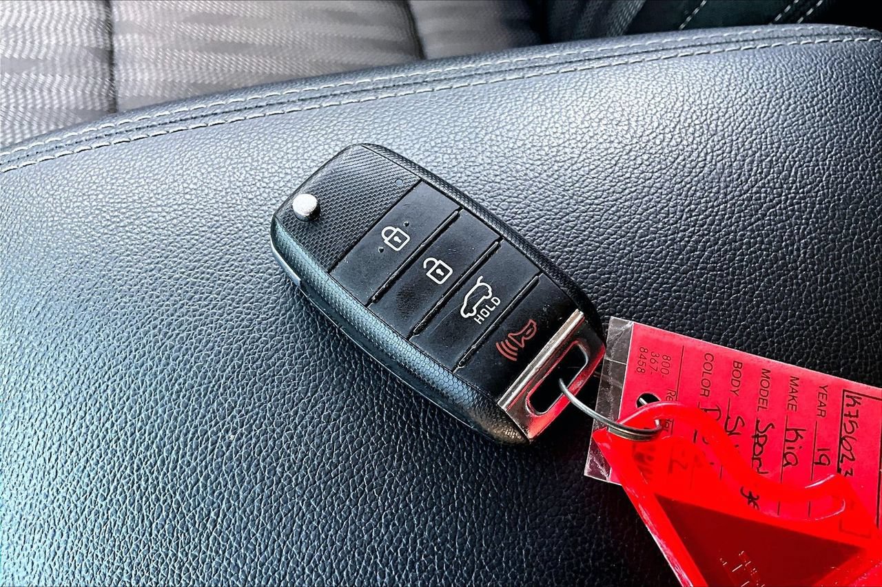 Used 2019 Kia Sportage LX FWD image 35