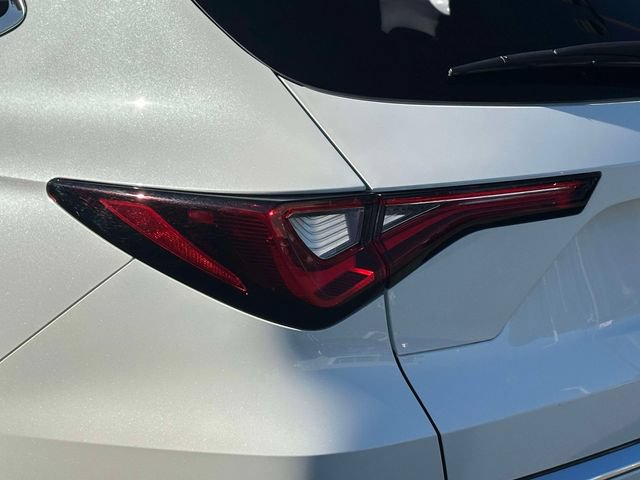 Used 2022 Acura MDX w/ Advance Package AWD/4WD image 17