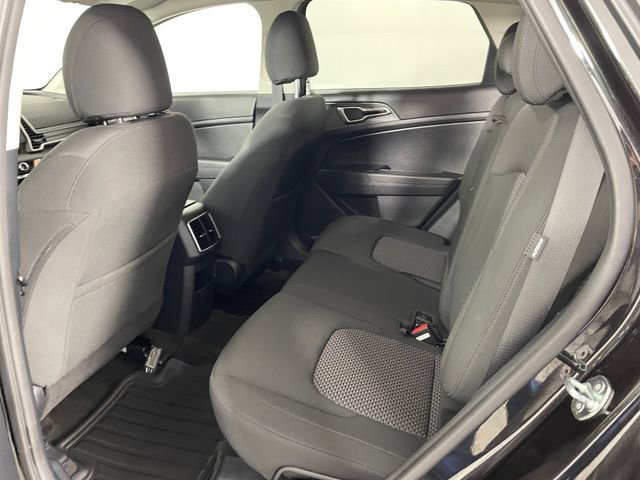 Certified 2025 Kia Sportage LX image 18