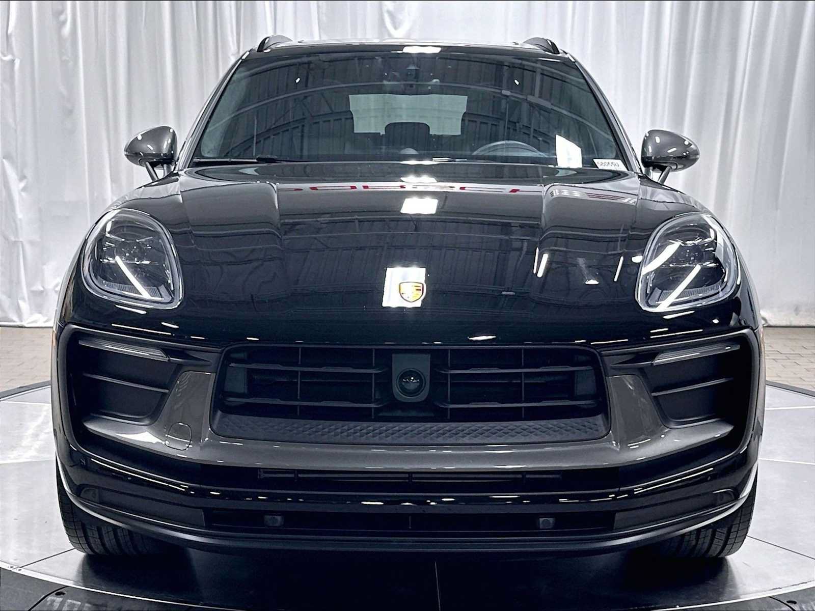 Used 2026 Porsche Macan Turbo AWD/4WD image 12