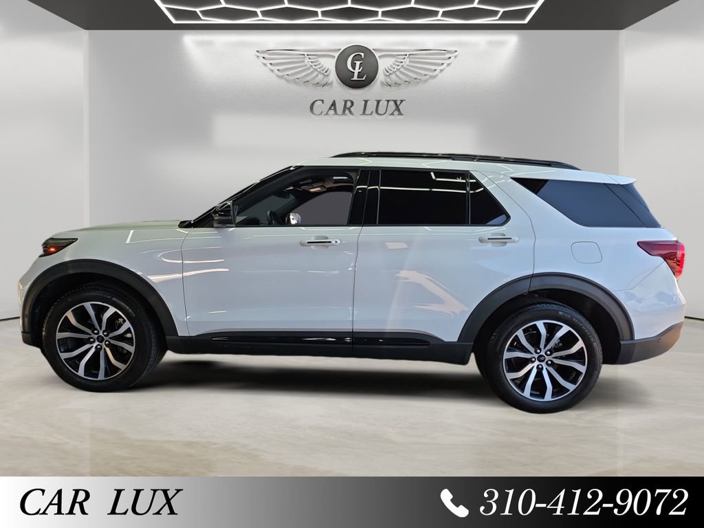 Used 2020 Ford Explorer ST image 2