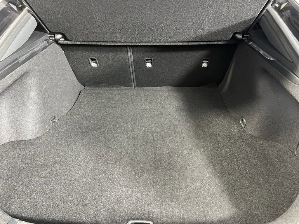 Used 2021 Kia Stinger GT-Line image 28