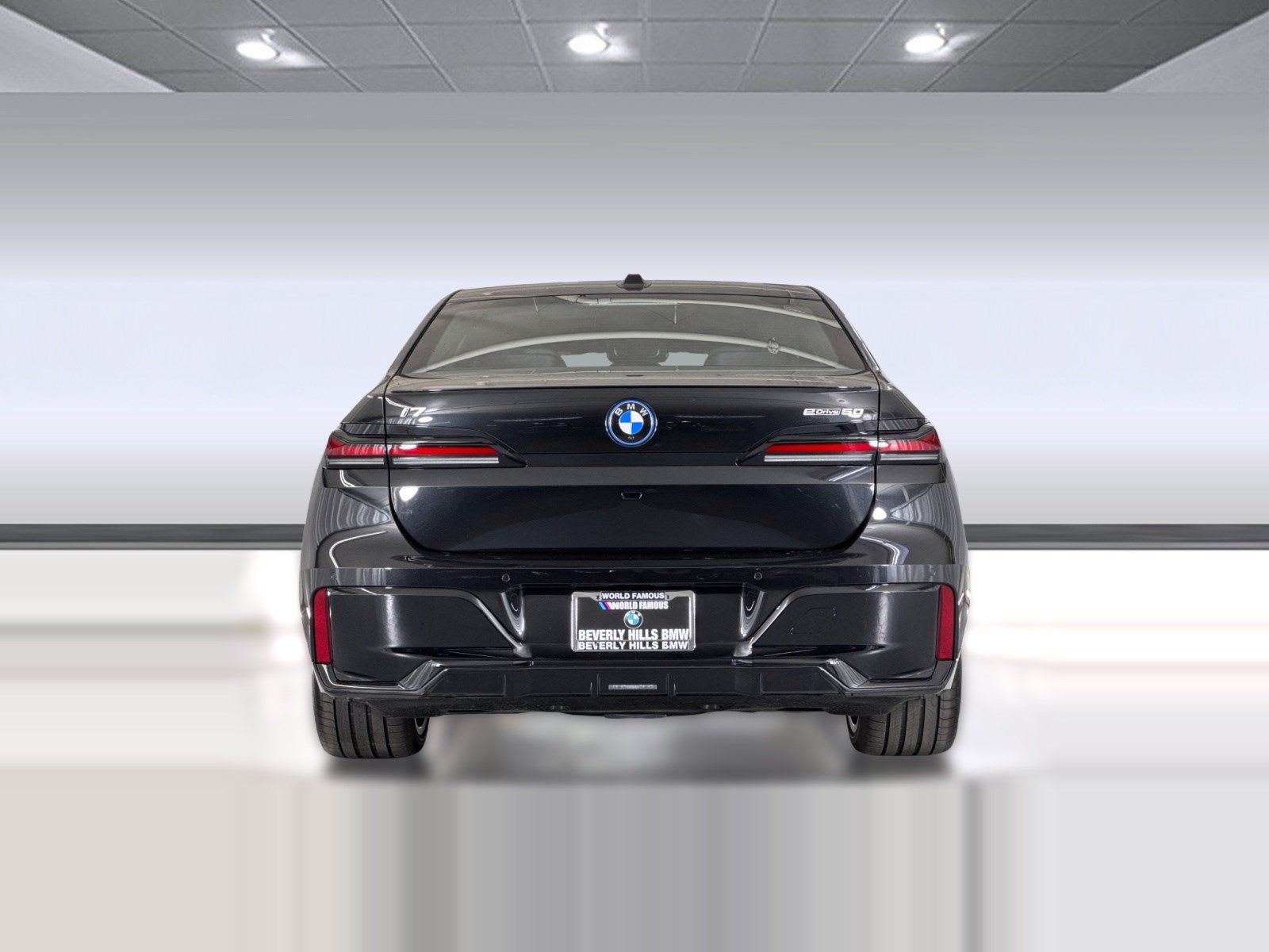 Used 2026 BMW i7 eDrive50 w/ M Sport Package RWD image 10