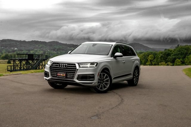 Used 2019 Audi Q7 3.0T Premium Plus w/ Premium Plus Package AWD/4WD image 9