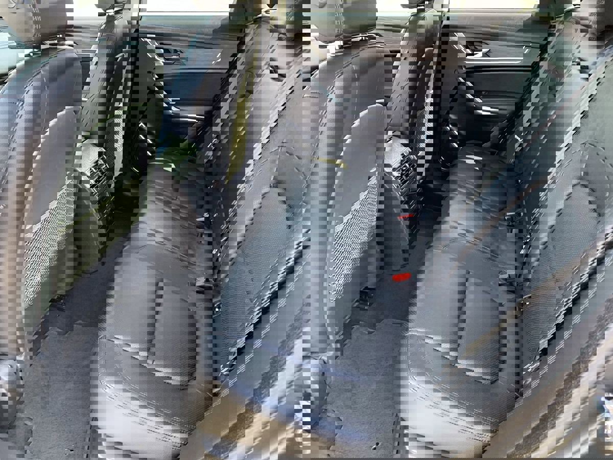 Used 2022 Jaguar F-PACE S image 27