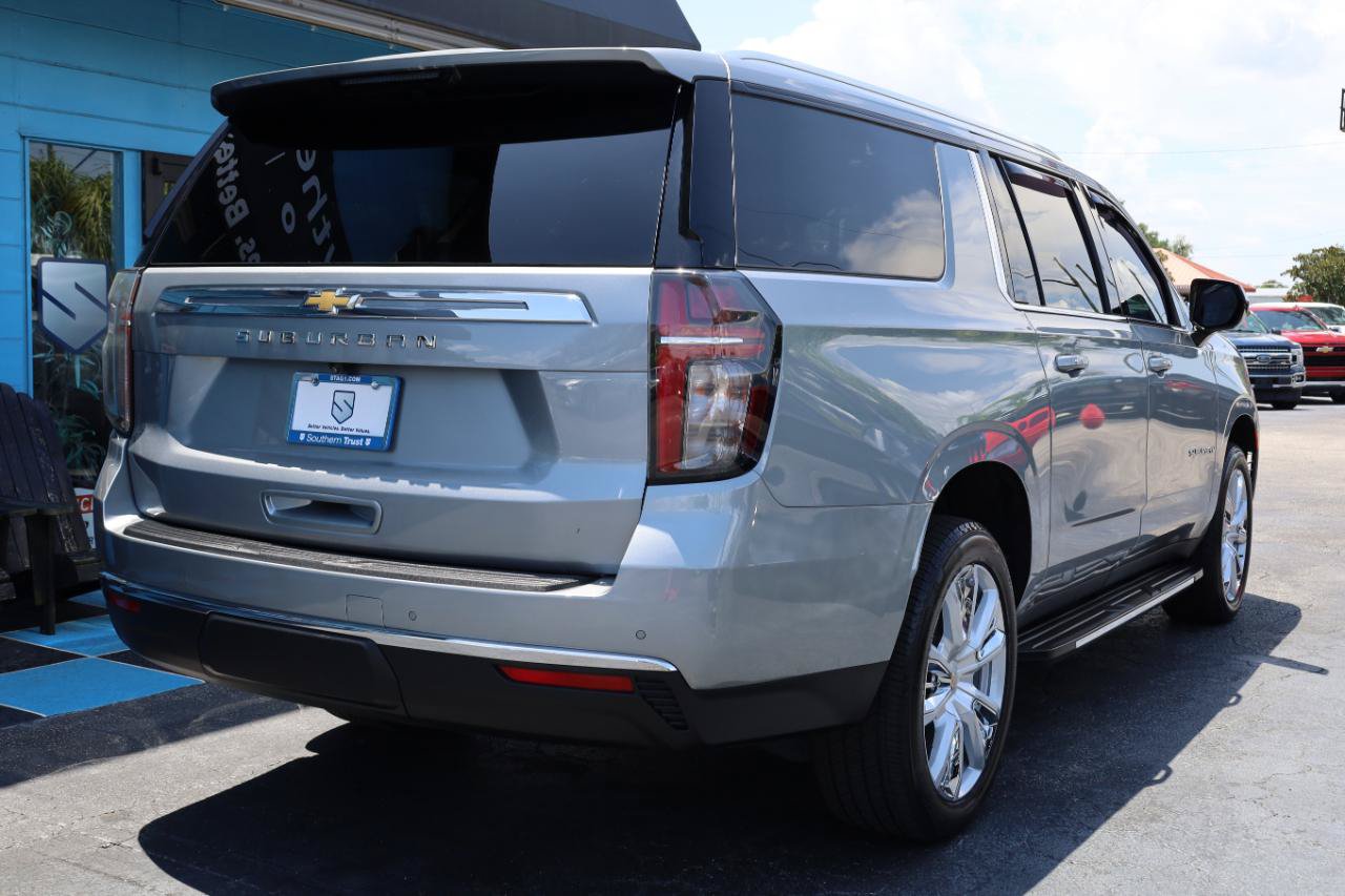 Used 2024 Chevrolet Suburban LS w/ Driver Alert Package RWD image 5
