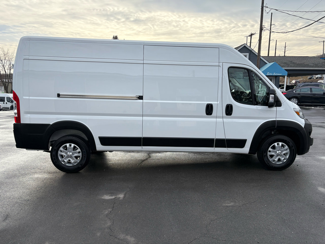 Used 2024 RAM ProMaster 2500 w/ Quick Order Package 22G SLT image 6