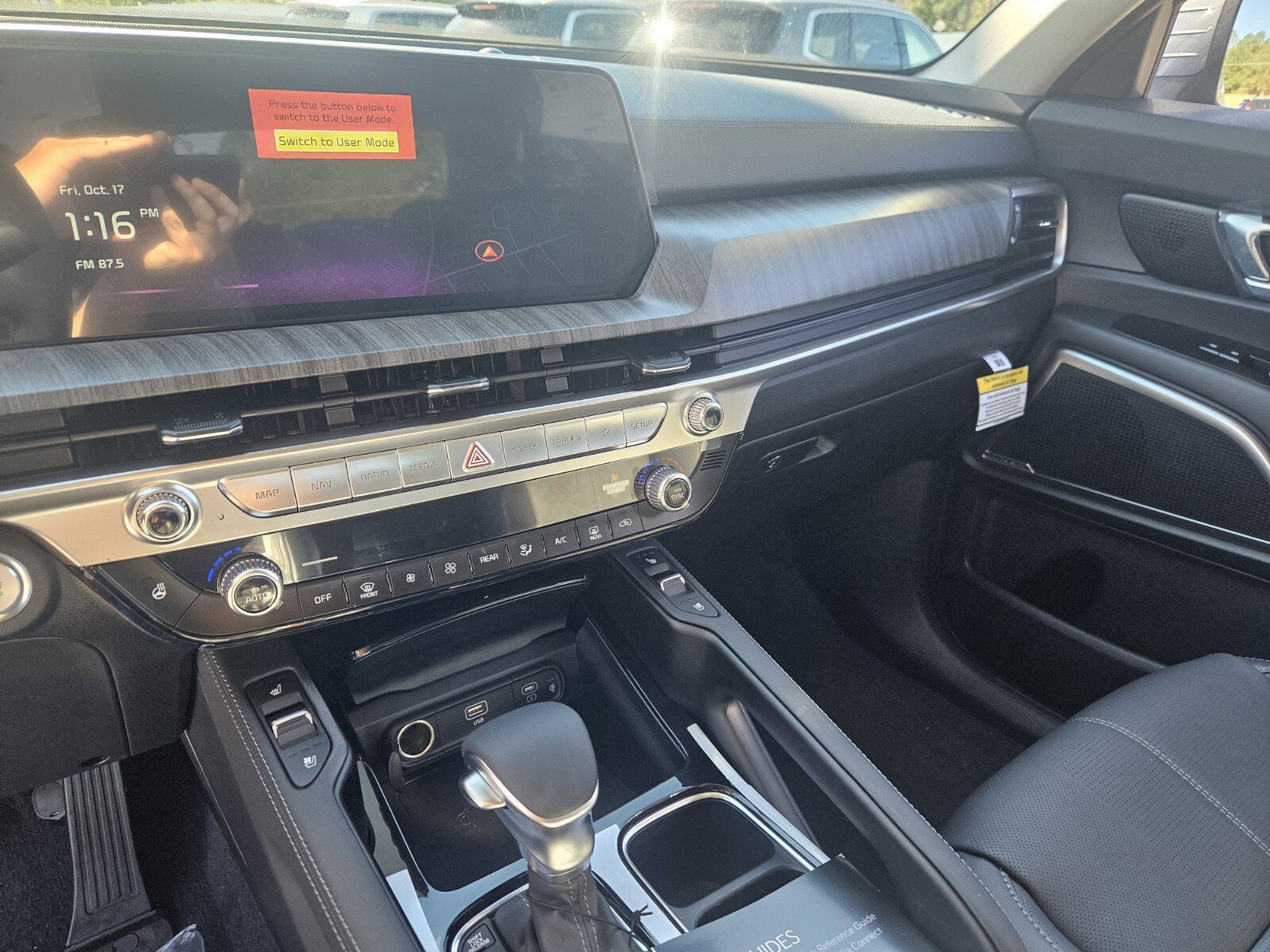 New 2025 Kia Telluride EX image 12