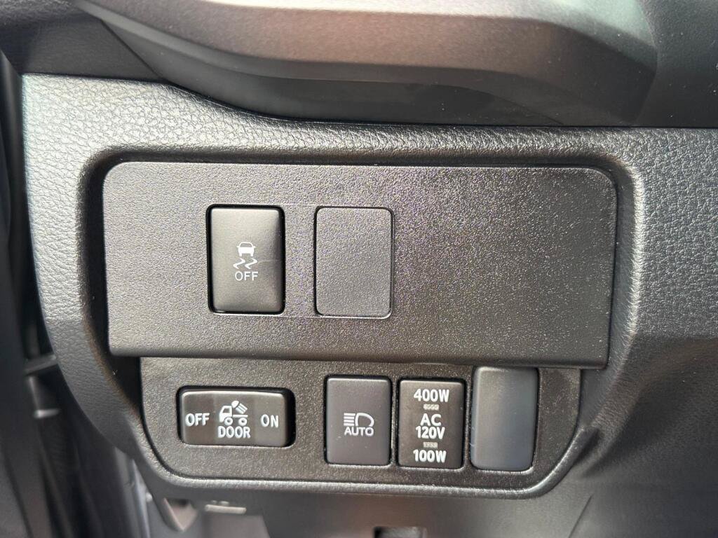Certified 2022 Toyota Tacoma TRD Sport AWD/4WD image 13