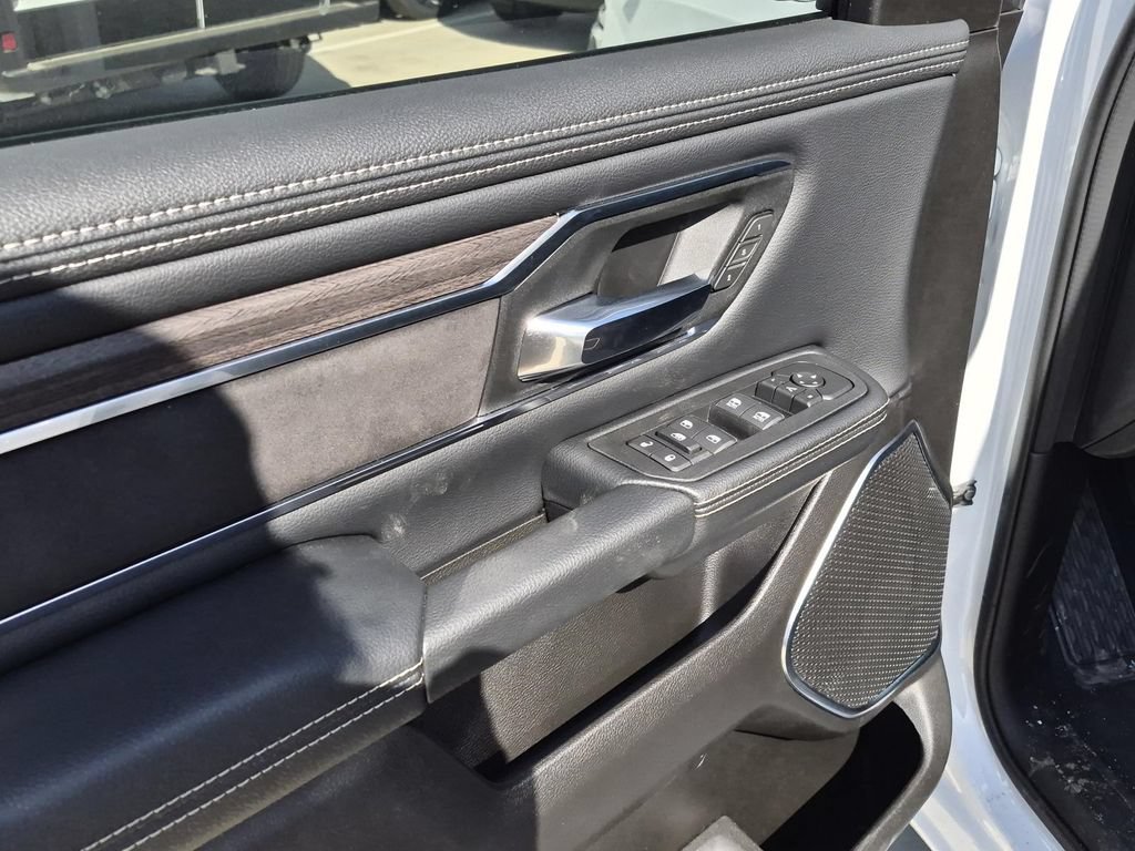 New 2026 RAM 1500 Laramie w/ Night Edition AWD/4WD image 9