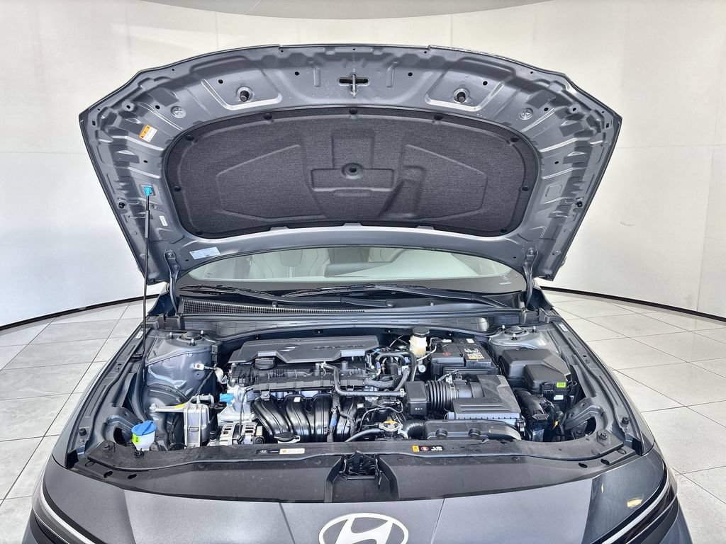 New 2026 Hyundai Elantra SEL Sport Premium FWD image 18
