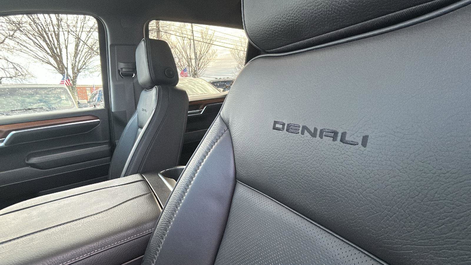 Used 2023 GMC Sierra 1500 Denali w/ Denali Reserve Package image 29