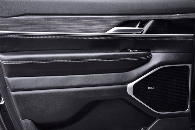 Used 2023 Jeep Wagoneer Series III w/ Premium Group I image 28