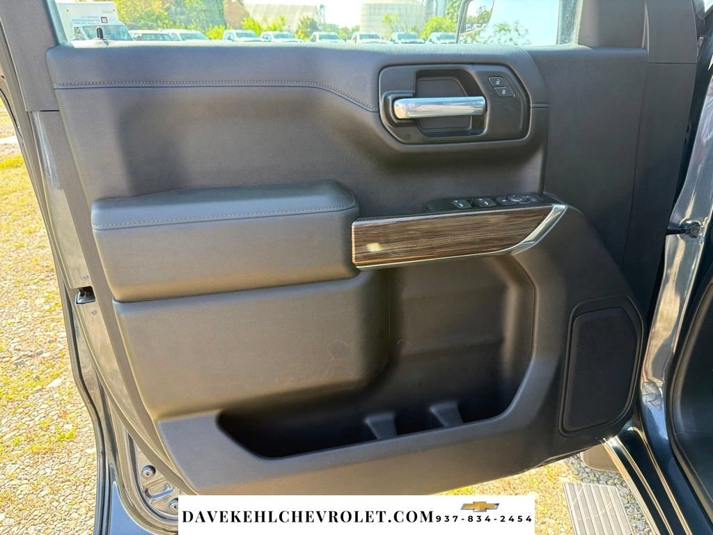 Used 2021 Chevrolet Silverado 1500 RST AWD/4WD image 9