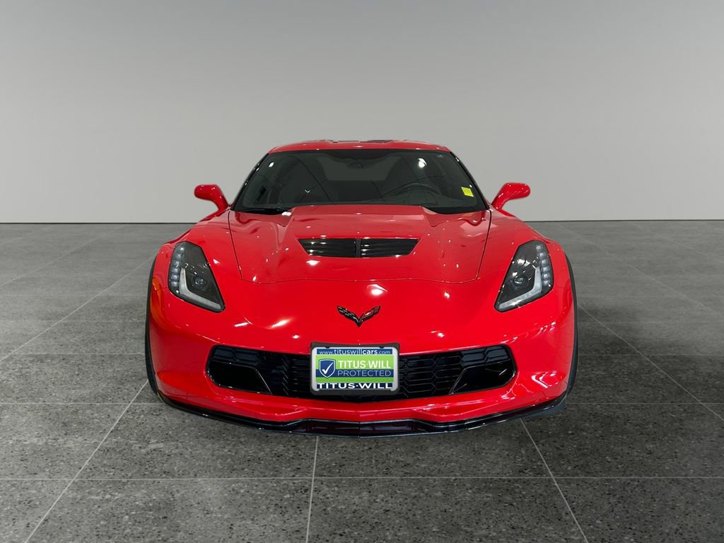 Used 2015 Chevrolet Corvette Z06 w/ 3LZ Preferred Equipment Group image 2