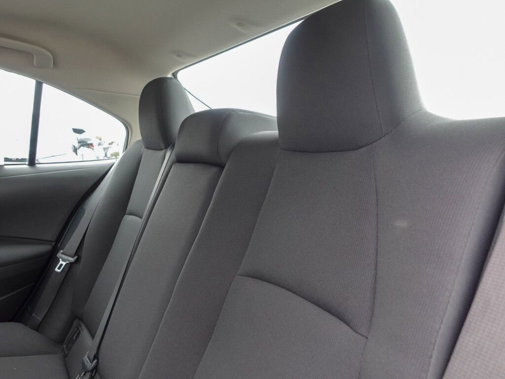 Used 2023 Toyota Corolla LE image 11