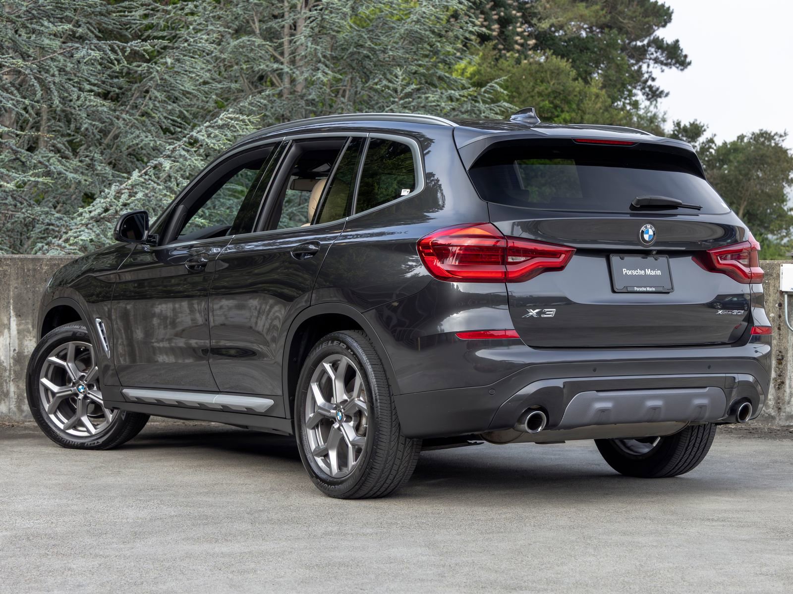 Used 2021 BMW X3 xDrive30i w/ Convenience Package AWD/4WD image 3