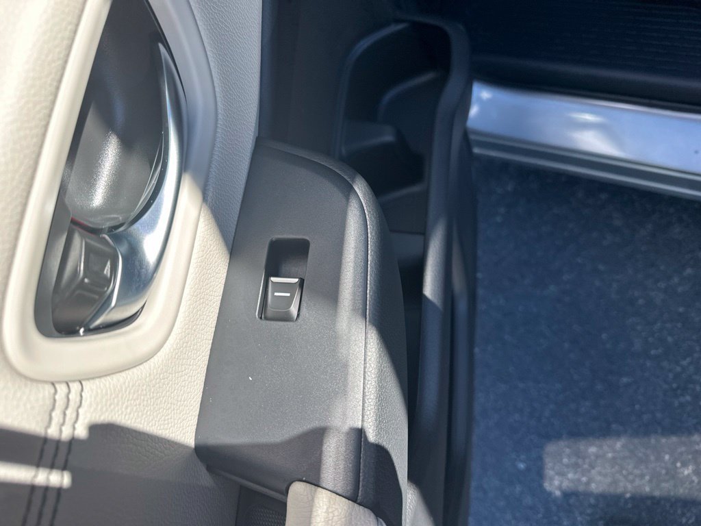 New 2026 Honda Pilot Elite image 13