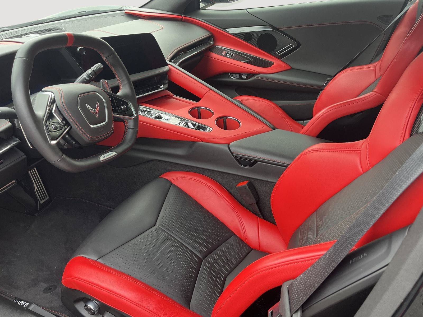 Used 2026 Chevrolet Corvette Z06 RWD image 19