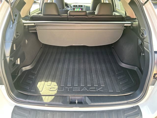 Used 2018 Subaru Outback 2.5i Limited image 24