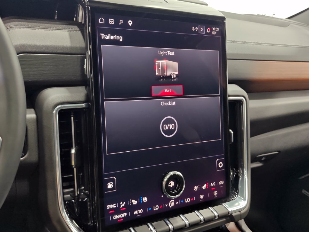 Used 2025 GMC Yukon Denali w/ Sun & Power Step Package AWD/4WD image 48
