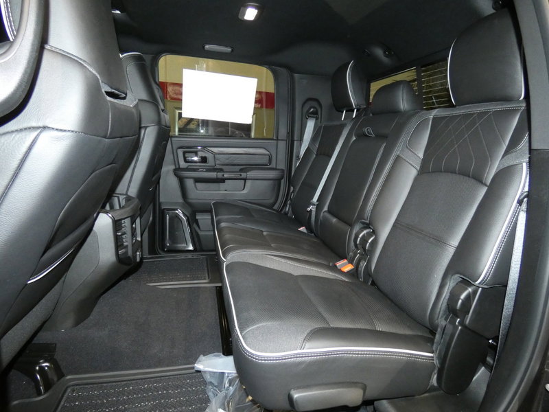 New 2026 RAM 3500 Limited image 32