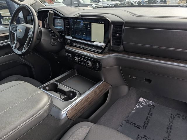Used 2024 Chevrolet Silverado 2500 LT image 30