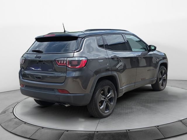Used 2018 Jeep Compass Latitude w/ Popular Equipment Group FWD image 5